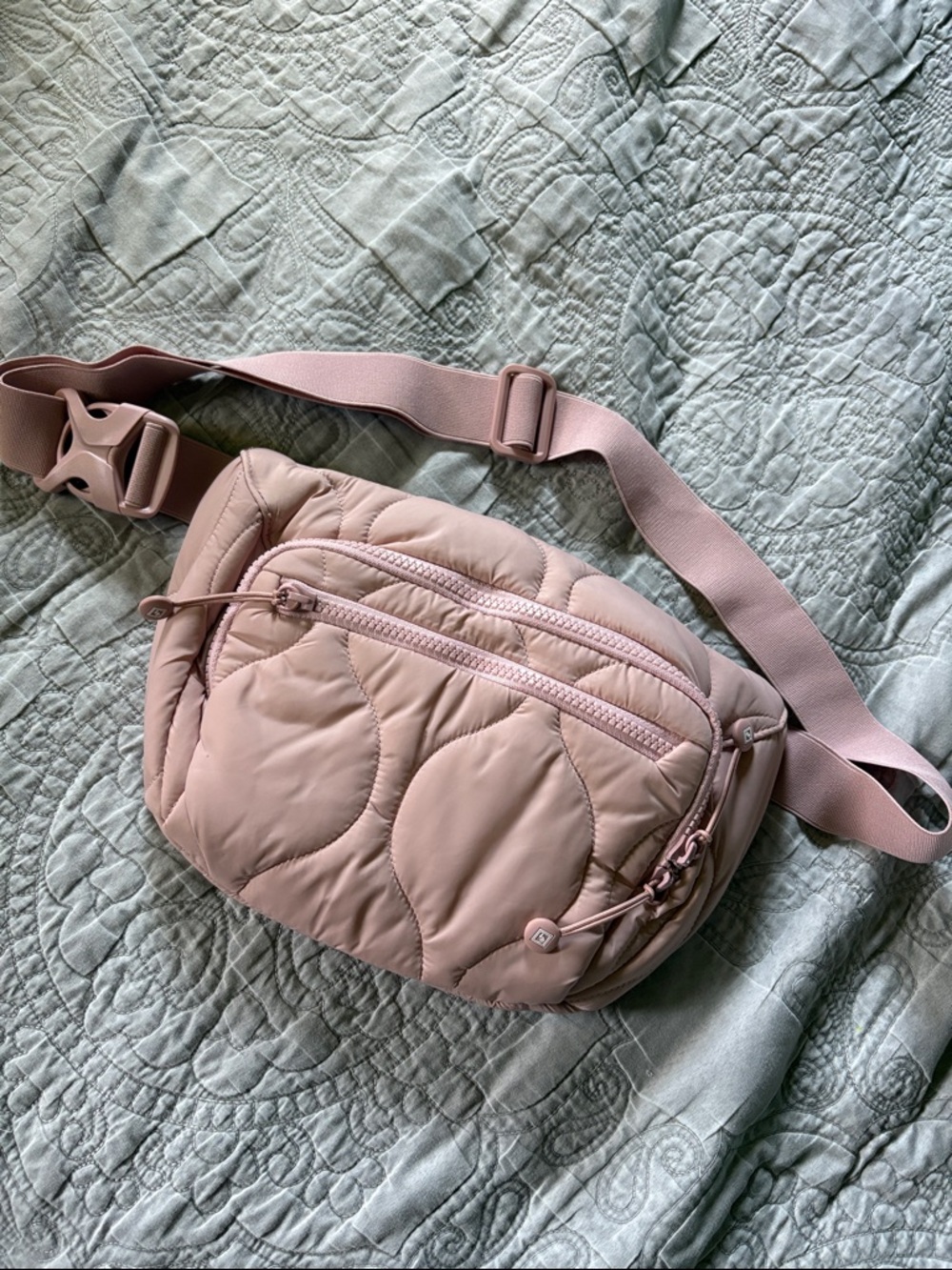 Vera Bradley Featherweight Fanny and Crossbody Bag